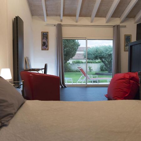 فندق La Casa Nert Millas المظهر الخارجي الصورة